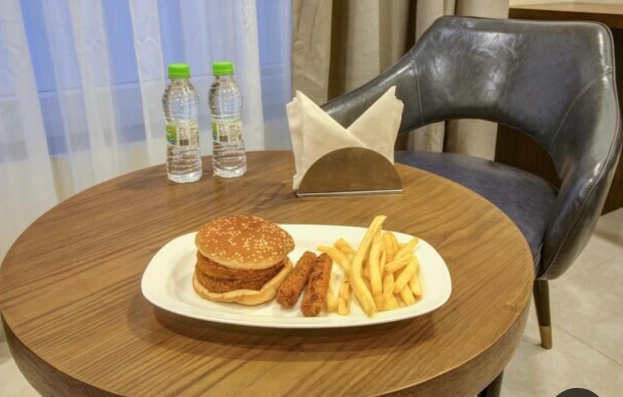 Hotel Season Ahmedabad Bagian luar foto